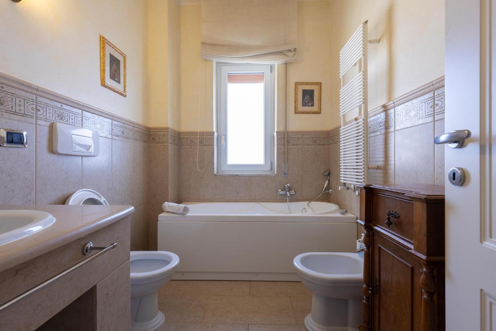 Residenza Minozzi Con 2 Camere E 2 Bagni E Vista Sassi Matera Eksteriør bilde